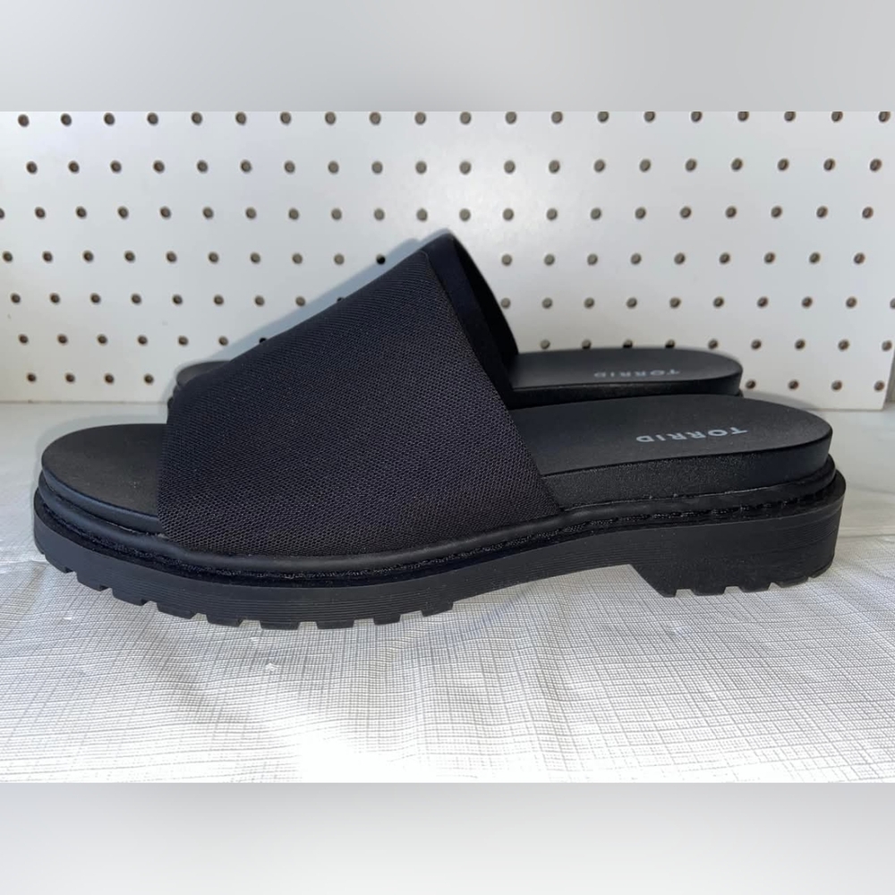 Torrid womens sandals